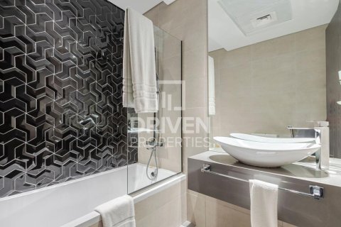 Appartamento in vendita a Business Bay, Dubai, EAU 2 camere da letto, 139.35 mq. № 744108 - foto 10
