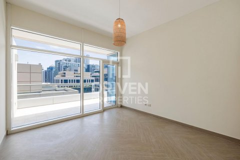 Apartment in Business Bay, Dubai, UAE 1 bedroom, 113 sq.m. № 602037 - photo 6