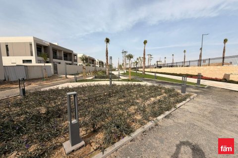 Vila u Dubai, UAE 4 spavaćih soba, 467.6 m2 Br. 693089 - fotografija 15