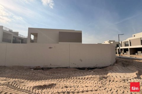 Vila u Dubai, UAE 4 spavaćih soba, 467.6 m2 Br. 693089 - fotografija 2