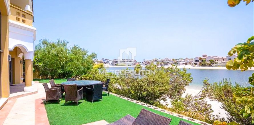 Vila di Palm Jumeirah, Dubai, UEA 4 kamar tidur, 465 m2 nomor 592225