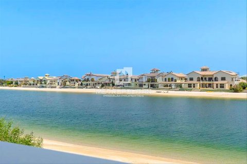 Vila di Palm Jumeirah, Dubai, UEA 4 kamar tidur, 465 m2 nomor 592225 - foto 23
