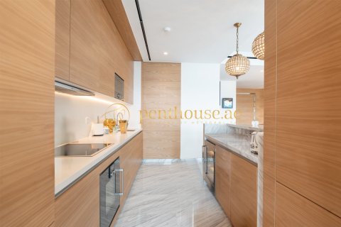 Penthouse in Palm Jumeirah, Dubai, UAE 2 bedrooms, 205 sq.m. № 592224 - photo 9