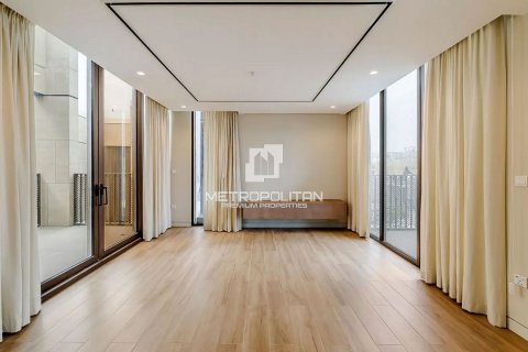 Vilë në Jumeirah, Dubai, Emiratet e Bashkuara Arabe 5 dhoma gjumi, 373 m2. № 592222 - Foto 13