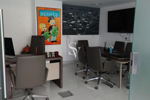 חנות להשכרה ב Mohammed Bin Rashid City, Dubai, איחוד האמירויות 201 מ"ר, מספר 723019 - תמונה 3
