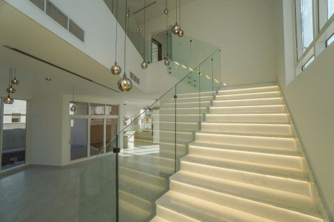Komerční nemovitost na Yas Island, Abu Dhabi, SAE 4 ložnice, 510 m² Č.: 594553 - fotografie 17