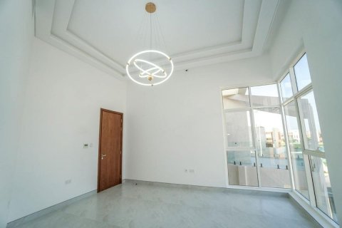 Komerční nemovitost na Yas Island, Abu Dhabi, SAE 4 ložnice, 510 m² Č.: 594553 - fotografie 9
