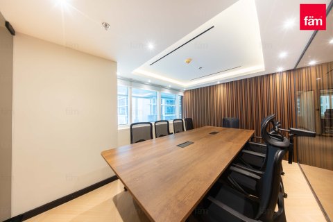 Bureau à louer à Dubai, EAU 108.7 m2 № 694381 - photo 3