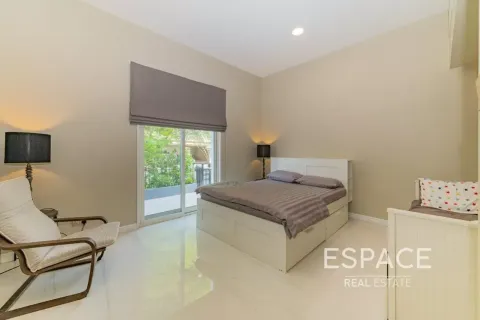 Villa en venta en Green Community, Dubai, EAU 5 dormitorios, 548 m2 № 738065 - foto 14