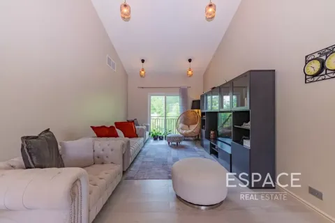 Villa en venta en Green Community, Dubai, EAU 5 dormitorios, 548 m2 № 738065 - foto 17