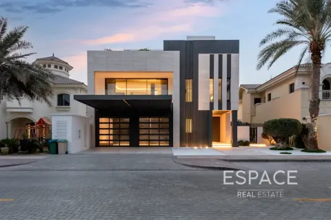 Villa en venta en Palm Jumeirah, Dubai, EAU 5 dormitorios, 711 m2 № 738064 - foto 2