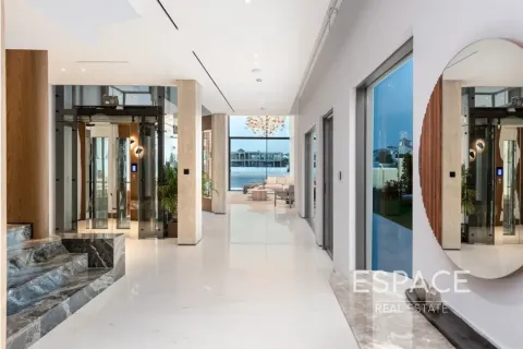 Villa en venta en Palm Jumeirah, Dubai, EAU 5 dormitorios, 711 m2 № 738064 - foto 4