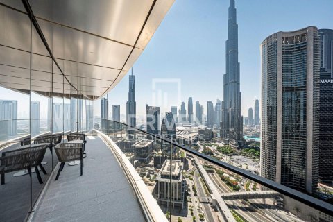 شقة للبيع في وسط مدينة دبي، دبي، الإمارات العربية المتحدة 2 غرفة نوم ، 157.84 متر مربع ، رقم 743305 - صورة 1