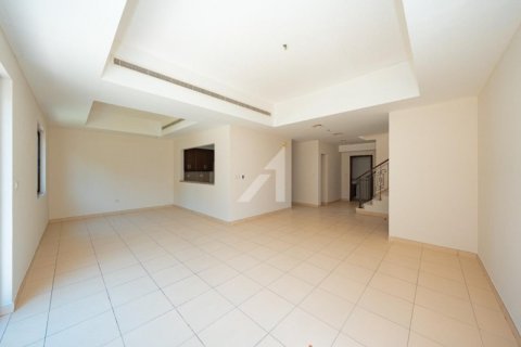 Vila u gradu Dubai, UAE 3 spavaće sobe, 278.4 m2 Br. 645522 - Slika 2