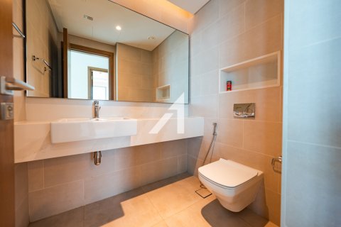 Apartament në Dubai, Emiratet e Bashkuara Arabe 2 dhoma gjumi, 155.6 m2. № 645521 - Foto 15
