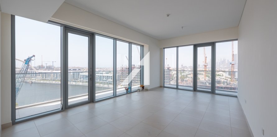 Apartament në Dubai, Emiratet e Bashkuara Arabe 2 dhoma gjumi, 155.6 m2. № 645521