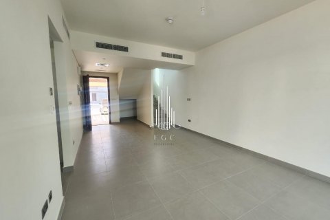 Townhouse on the Yas Island, Abu Dhabi, UAE 3 bedrooms, 166.4 sq.m. № 572838 - photo 2