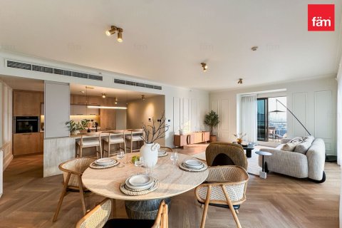 Appartamento in vendita a Downtown Dubai (Downtown Burj Dubai), Dubai, EAU 2 camere da letto, 138.5 mq. № 622727 - foto 1