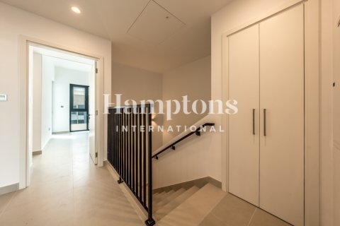 Radhus uthyres i Arabian Ranches 2, Dubai, UAE 3 sovrum, 182.81266534 kvm Nr. 690616 - fotografi 11