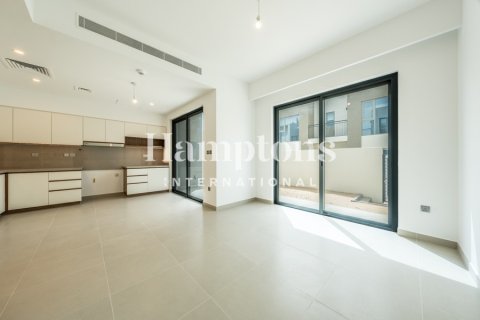 Radhus uthyres i Arabian Ranches 2, Dubai, UAE 3 sovrum, 182.81266534 kvm Nr. 690616 - fotografi 6