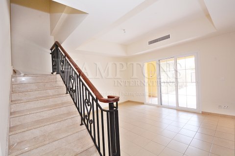 Radhus uthyres i Arabian Ranches 2, Dubai, UAE 2 sovrum, 175.49376700 kvm Nr. 690614 - fotografi 10