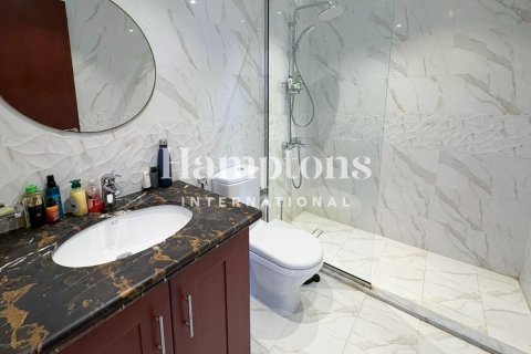 Radhus uthyres i Arabian Ranches 2, Dubai, UAE 2 sovrum, 175.49376700 kvm Nr. 690614 - fotografi 13