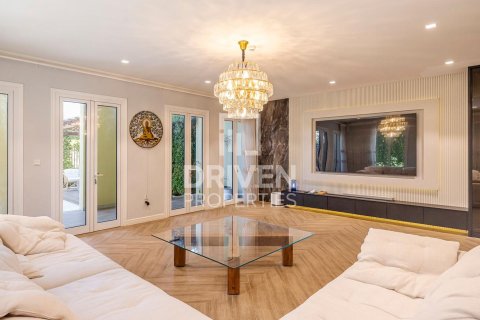 Townhouse til salg i Jumeirah, Dubai, UAE 4 soveværelser, 445.47 kvm № 742807 - foto 7