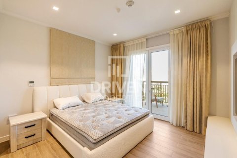 Townhouse til salg i Jumeirah, Dubai, UAE 4 soveværelser, 445.47 kvm № 742807 - foto 14