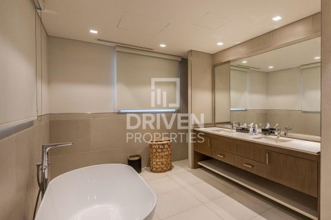Townhouse til salg i Jumeirah, Dubai, UAE 4 soveværelser, 445.47 kvm № 742807 - foto 24