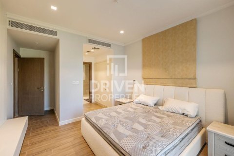 Townhouse til salg i Jumeirah, Dubai, UAE 4 soveværelser, 445.47 kvm № 742807 - foto 15