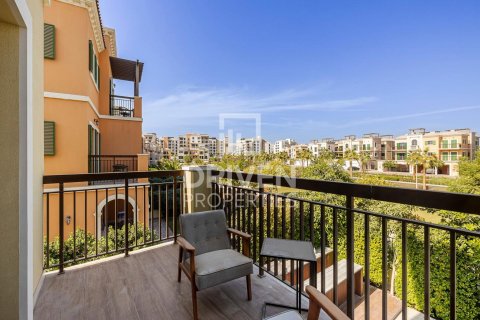 Townhouse til salg i Jumeirah, Dubai, UAE 4 soveværelser, 445.47 kvm № 742807 - foto 27
