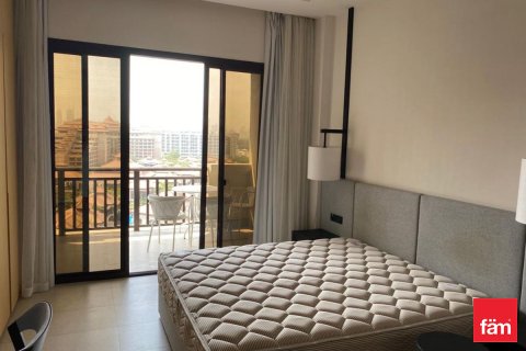 Apartment in Palm Jumeirah, Dubai, UAE 50.4 sq.m. № 578944 - photo 8