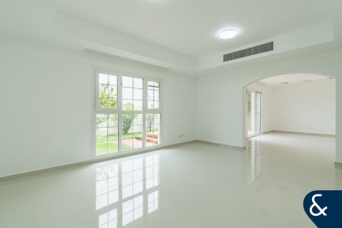 The Lakes, Dubai, संयुक्त अरब अमीरात में विला, 3 बेडरूम, 341 वर्ग मीटर, संख्या 698051 - फ़ोटो 8