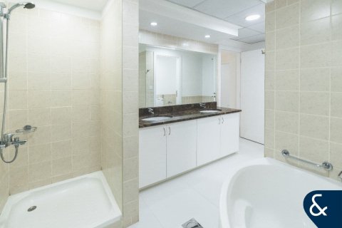 The Lakes, Dubai, संयुक्त अरब अमीरात में विला, 3 बेडरूम, 341 वर्ग मीटर, संख्या 698051 - फ़ोटो 6