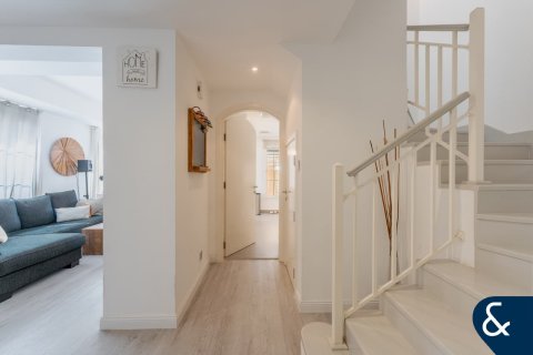 The Springs, Dubai, संयुक्त अरब अमीरात में विला, 2 बेडरूम, 167 वर्ग मीटर, संख्या 698037 - फ़ोटो 15