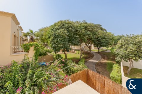 The Springs, Dubai, संयुक्त अरब अमीरात में विला, 2 बेडरूम, 167 वर्ग मीटर, संख्या 698037 - फ़ोटो 1