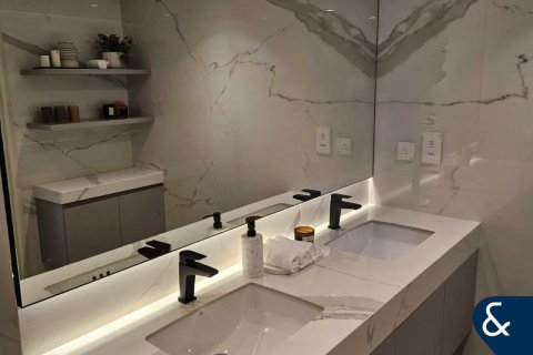 Apartament në Downtown Dubai (Downtown Burj Dubai), Emiratet e Bashkuara Arabe 2 dhoma gjumi, 118 m2. № 698034 - Foto 13