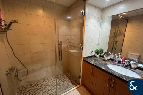 آپارتمان برای فروش در  Jumeirah Lake Towers، Dubai، امارات متحده عربی  2 خوابه ، 183 متر مربع ، شماره 698050 - تصویر 5