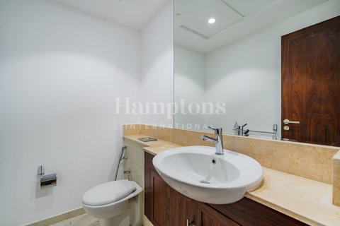 Снять в аренду квартиру в Даунтаун Дубай (Даунтаун Бурдж Дубай), ОАЭ 3 спальни, 183.66923100м2, № 583343 - фото 17