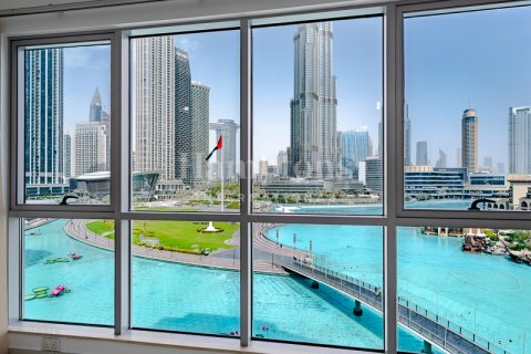 Снять в аренду квартиру в Даунтаун Дубай (Даунтаун Бурдж Дубай), ОАЭ 3 спальни, 183.66923100м2, № 583343 - фото 9