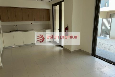 Villa te koop in Dubai, VAE 3 slaapkamers, 130.8 vr.m., nr 670240 - foto 3