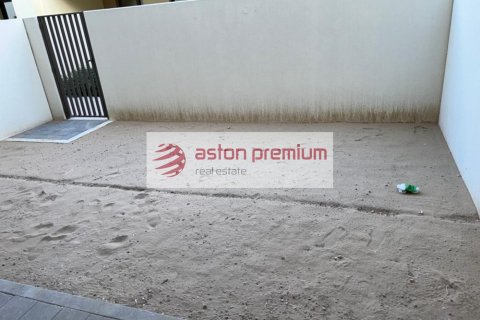 Villa te koop in Dubai, VAE 3 slaapkamers, 130.8 vr.m., nr 670240 - foto 16