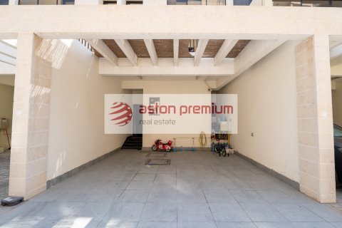 Villa en venta en Jumeirah Village Circle, Dubai, EAU 4 dormitorios, 286.6 m2 № 670238 - foto 10