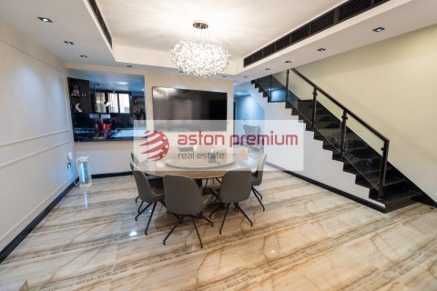 Villa en venta en Jumeirah Village Circle, Dubai, EAU 4 dormitorios, 286.6 m2 № 670238 - foto 2