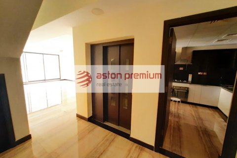 Villa en venta en Jumeirah Village Circle, Dubai, EAU 4 dormitorios, 286.6 m2 № 670238 - foto 6