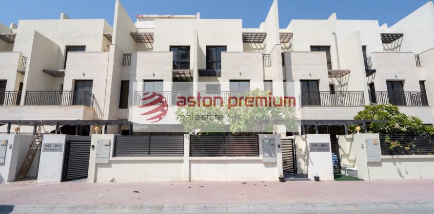Villa en Jumeirah Village Circle, Dubai, EAU 4 dormitorios, 286.6 m² № 670238