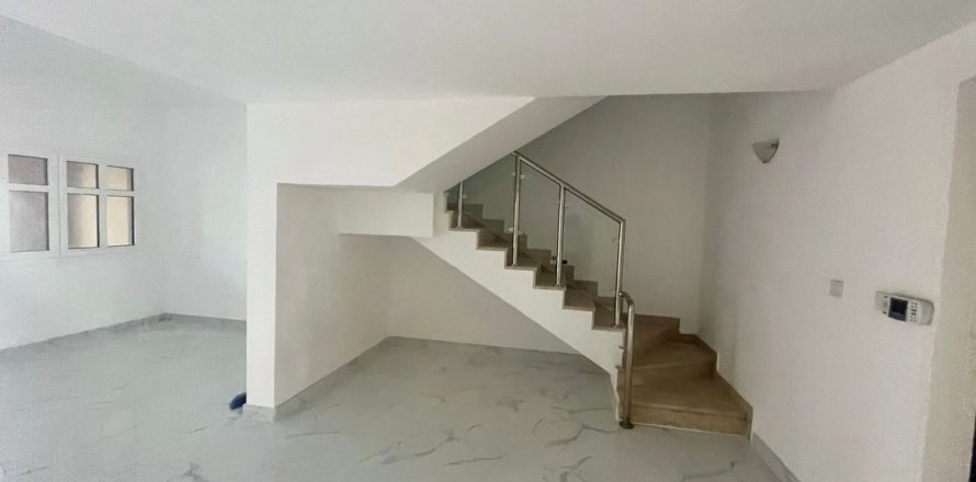 Townhouse sa Dubai, UAE 4 silid-tulugan, 134.8 sq.m. № 612607