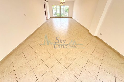 Villa uthyres i Jumeirah, Dubai, UAE 4 sovrum, 325.2 kvm Nr. 659550 - fotografi 11