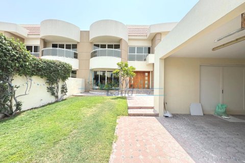 Villa uthyres i Jumeirah, Dubai, UAE 4 sovrum, 325.2 kvm Nr. 659550 - fotografi 15