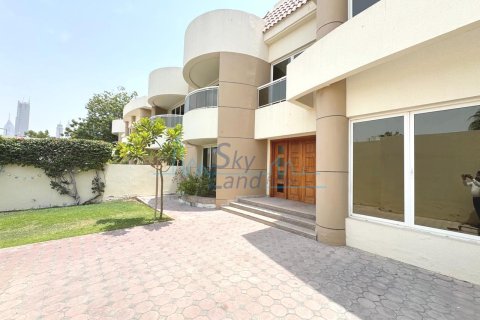 Villa uthyres i Jumeirah, Dubai, UAE 4 sovrum, 325.2 kvm Nr. 659550 - fotografi 3